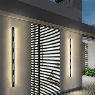 Cathleen - Vertical LED Outdoor Wall Light Bar