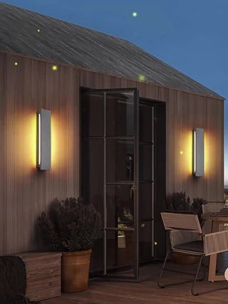 Lydia- LED IP65 Outdoor Wall Light