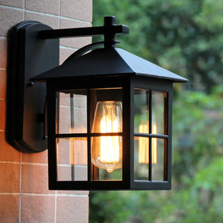 Newlynn - European Style Waterproof Traditional Lantern