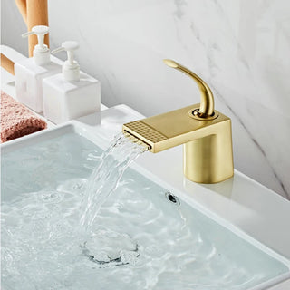 Stacee - Modern Single Lever Hot/Cold Mixer Tap