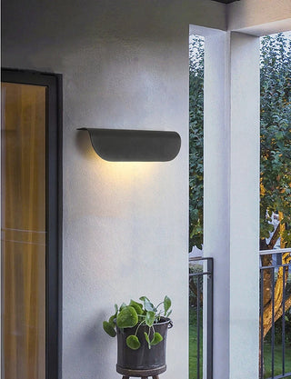 Awstin - Black Curved Modern Outdoor Wall Light