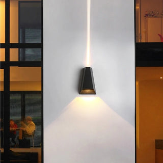 Einion- LED Light Directed Modern Up/Down Beam Style Wall Lamp